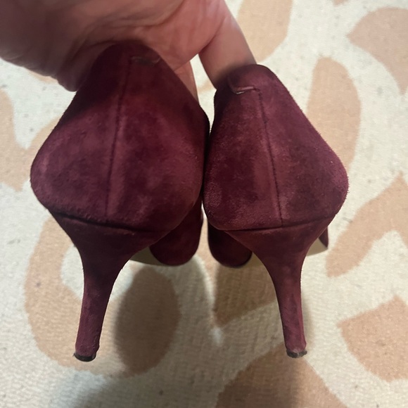 BCBG heels - Picture 3 of 6